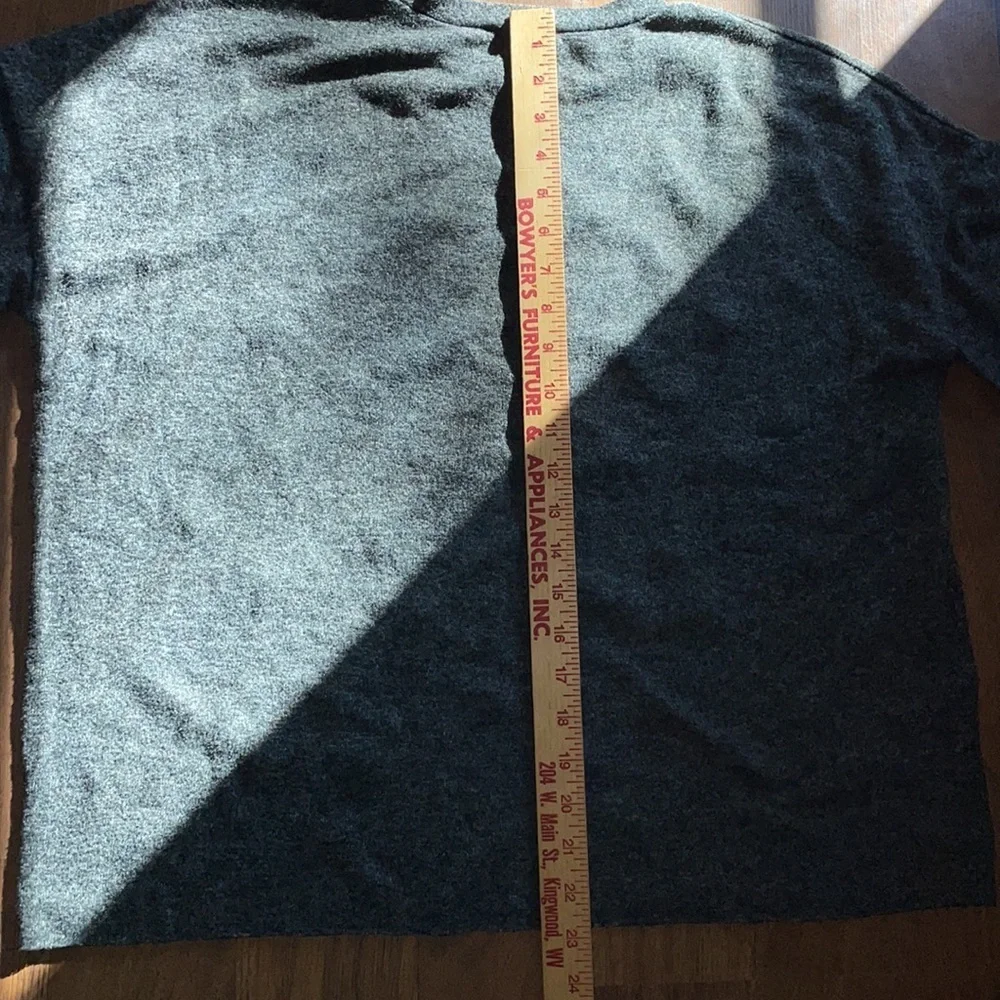 Zara trafaluc woman’s shirt size small -gently used - Picture 8 of 8